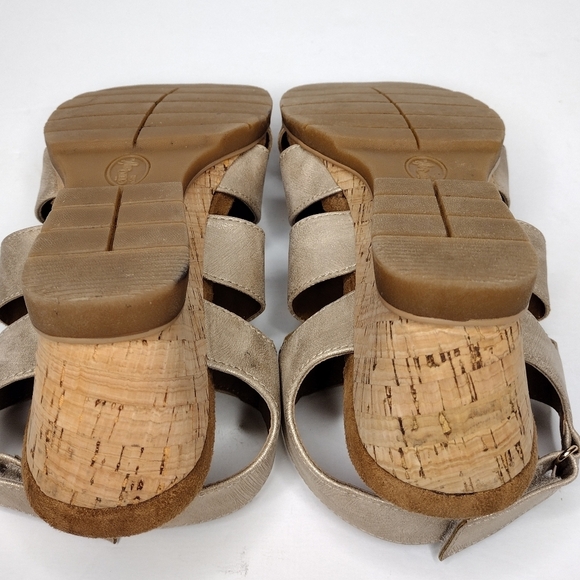 Euro By Soft Sadra Women's Gold Open Toe Comfort Wedge Sandals - Picture 12 of 15